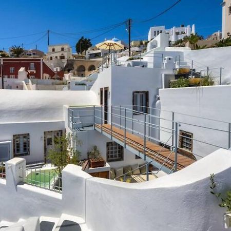 Petit Village Fira  Exteriér fotografie