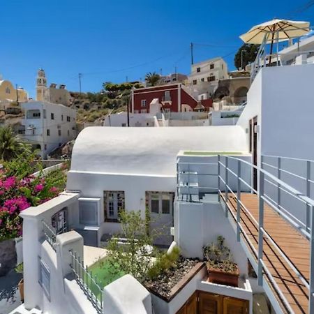 Petit Village Fira  Exteriér fotografie